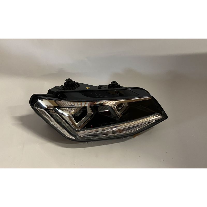 Headlight right Volkswagen 
